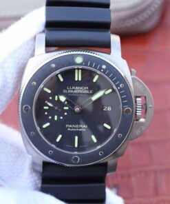 Panerai Luminor Submersible 1950 Amagnetic 3 Days PAM389 VS Factory V2 Black Dial Replica Watch - UK Replica