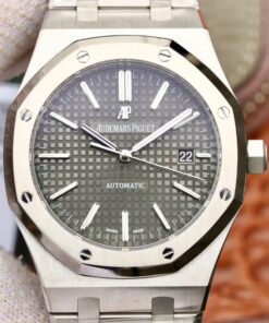 Audemars Piguet Royal Oak 15400ST.OO.1220ST.04 JF Factory Black Dial Replica Watch - UK Replica