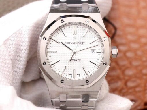 Audemars Piguet Royal Oak 15400ST.OO.1220ST.02 ZF Factory White Dial Replica Watch